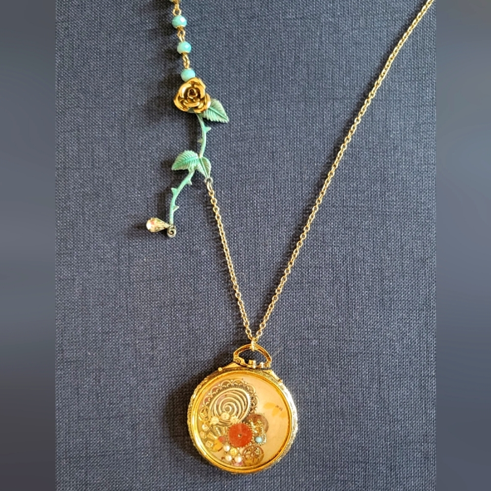 Betsey Johnson Floral Charm Pendant Necklace